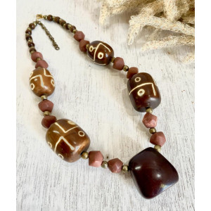 Hand crafted wooden necklace - Kuoli 